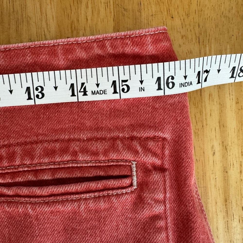 Uniqlo U Women’s Red Washed Button Front Denim Skirt with Pockets Size 8 - Picture 9 of 10